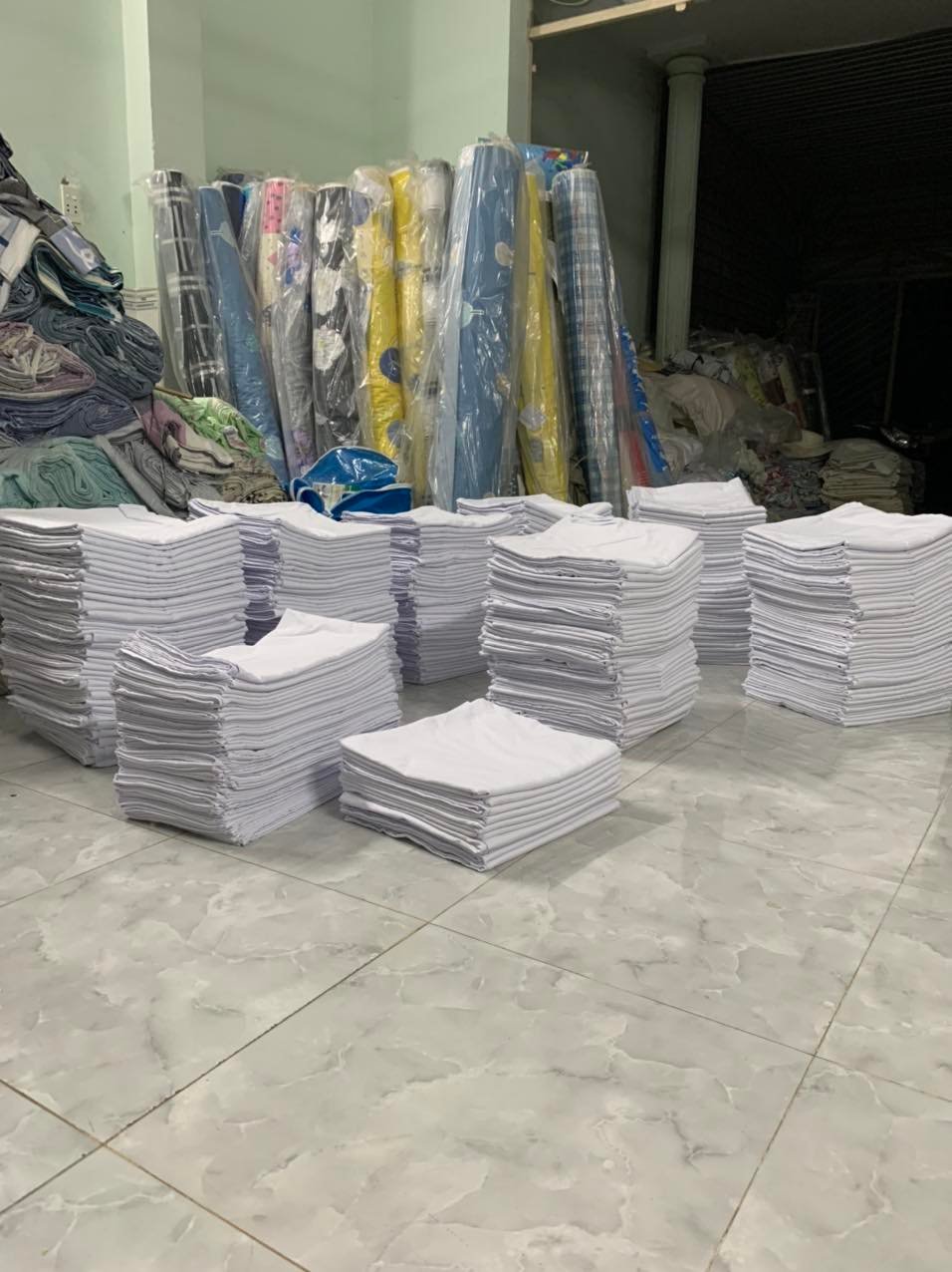Xưởng sản xuất chăn drap gối Khách Sạn