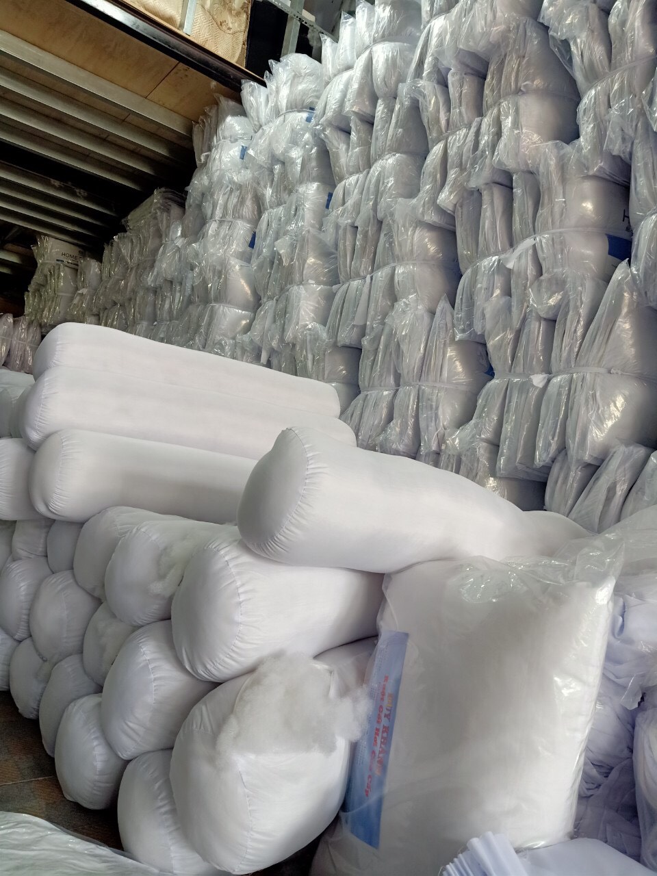 Xưởng sản xuất chăn drap gối Khách Sạn